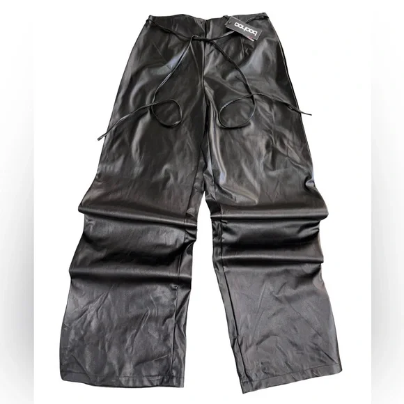Boohoo Faux Leather Wide Leg Pants Size 14 NWT Tie Waist Back Zipper High Waist - Picture 1 of 10
